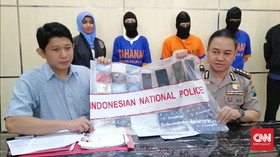 Diperiksa 7 Jam, Awkarin Dicecar 30 Pertanyaan soal 'Carding'