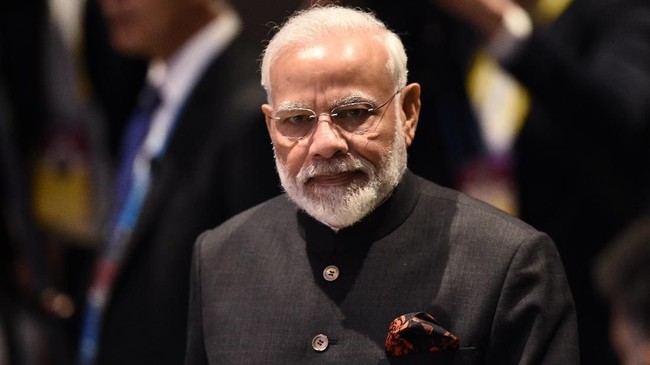 Perdana Menteri India Narendra Modi memancing amarah netizen sampai menteri-menteri Maladewa buntut sejumlah unggahannya di media sosial.