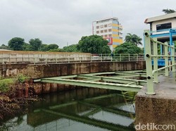 Proyek Antibanjir Mandek, Nggak Heran Jakarta Terendam
