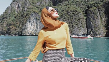 img-title Perihal Rencana Nikah, Indah Dewi Pertiwi: Mudah-mudahan Tahun Ini