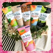 [FORUM] Dari banyak varian St. Ives, mana yang cocok untuk kulit berjerawat ya..