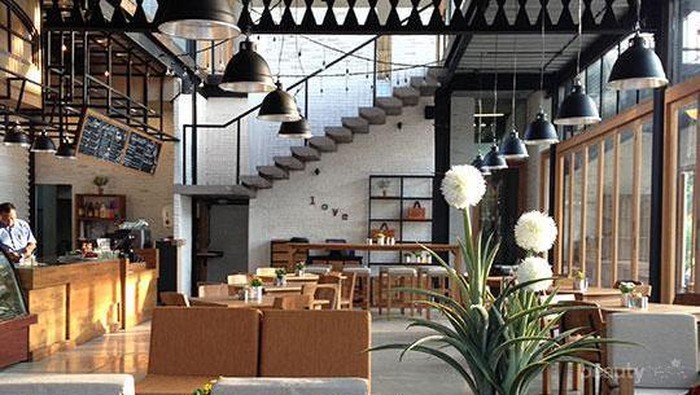 7 Kafe yang Harus Kamu Kunjungi di Bali