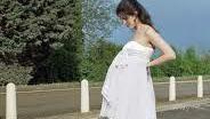 [FORUM] Lagi hamil, gak boleh pakai high heels ya?