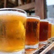 Pernah ga kalian penasaran coba minuman beralkohol walaupun itu dilarang sama agama?