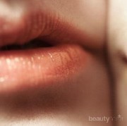 Mau Bibir Merah Alami? Yuk, Coba 3 Rekomendasi Masker Bibir Ini!