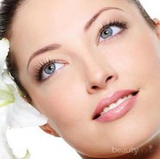 5 Primer untuk Kulit Berminyak, Siap Tahan Makeup Kamu Seharian!