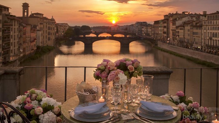 6 Kota di Dunia yang Menjadi Destinasi Bulan Madu Romantis