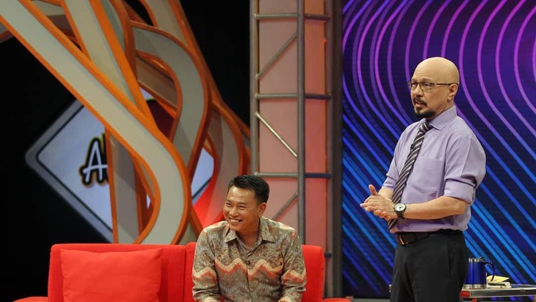 Acara Kick Andy dikenal banyak pemirsanya sebagai tontonan yang inspiratif. Acara yang mengudara sejak 2006 itu akan akan tayang terakhir malam ini, Bunda.