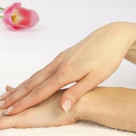 Cara Memutihkan Kulit Tangan yang Belang Secara Alami, Bye-bye Kulit Belang!