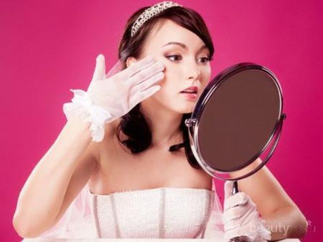 Hal Hal Yang Perlu Diperhatikan Agar Make Up Tak Mudah Luntur