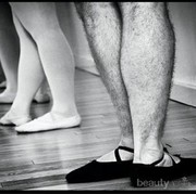 [FORUM] Suka gak pede pake mini dress deh gara-gara kakiku buluan!