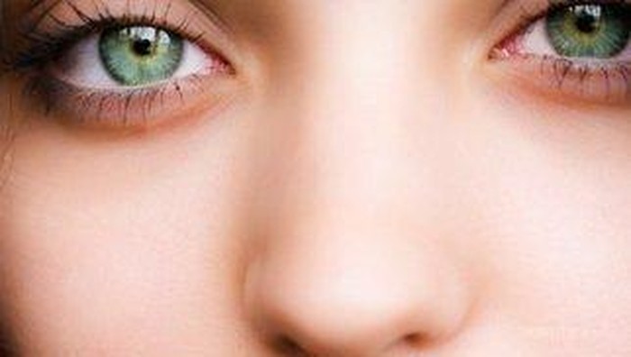 Tips Memilih dan Menggunakan Lipstik Untuk Wanita Berbibir Tebal