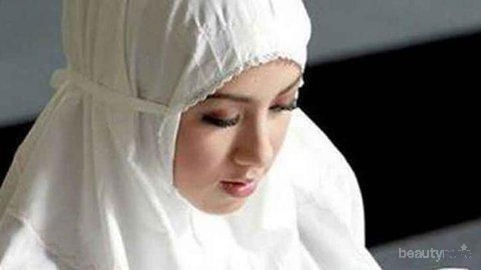 [FORUM] Pernah ga sih lagi shalat tapi mikirin hal lain?