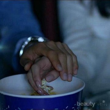 img-title Tips Memikat Hati Pria Saat Kencan di Bioskop