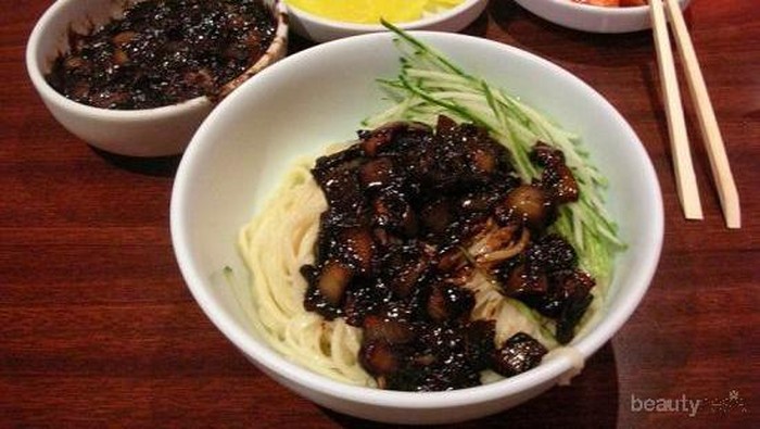 [FORUM] Jajangmyeon yang enak beli dimanasih?