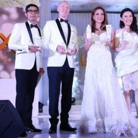 Lux luncurkan Lux White Impress Collection