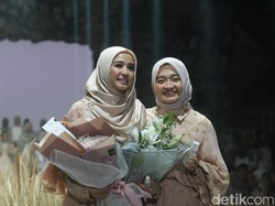 Rumah Tangga Diisukan Retak, Laudya Cynthia Bella Sibuk Bisnis Hijab