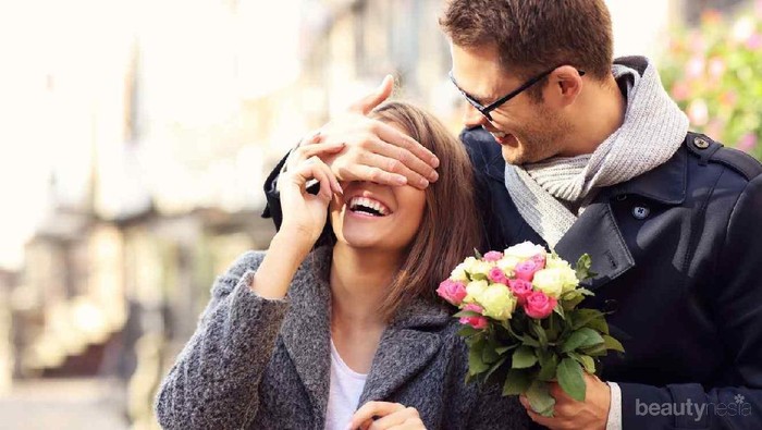 Girls, Gimana sih Cara Bikin Pacar Jadi Romantis?