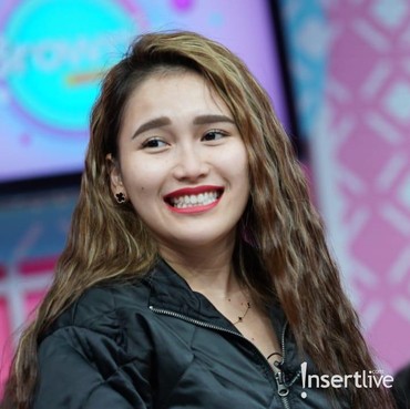 Jawaban Ayu Ting Ting tentang Perjodohan dengan Didi Riyadi