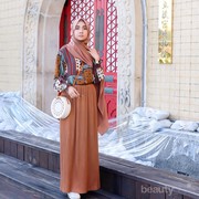 [FORUM] Kamu paling pede saat pakai bawahan celana atau rok?