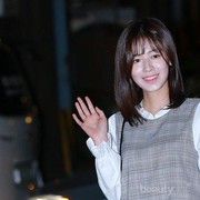 [FORUM] Gimana Caranya Ngakalin Hasil Make-Up Belang? Bagi Triknya dong Ladies