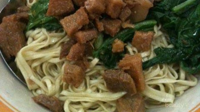 Bakmi Aboen Pasar Baru, Bakmi Lezat Legendaris