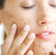 Inilah Rekomendasi Scrub Berbahan Alami yang Bikin Wajah Cerah Anti Iritasi