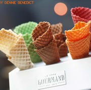 Menikmati Es Krim di Kota Surabaya