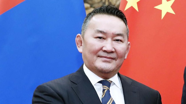 Presiden Mongolia, Khaltmaagiin Battulga, dan sejumlah pejabat dikarantina untuk mengantisipasi virus corona usai kunjungan kerja ke China.
