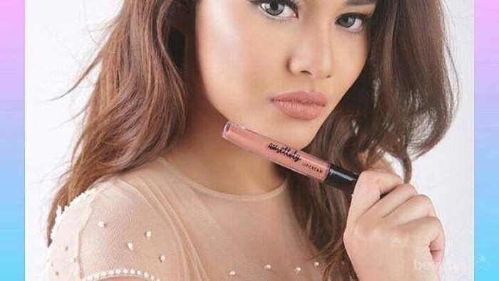 [FORUM] Udah Pernah Cobain Lipstick Punya Artis Mana Aja? Bagus Ngga?