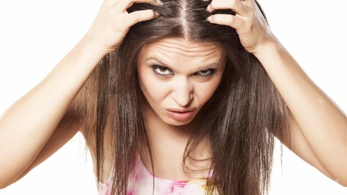 [FORUM] Aduh! Ketombean gara-gara salah pake sampoo nih!