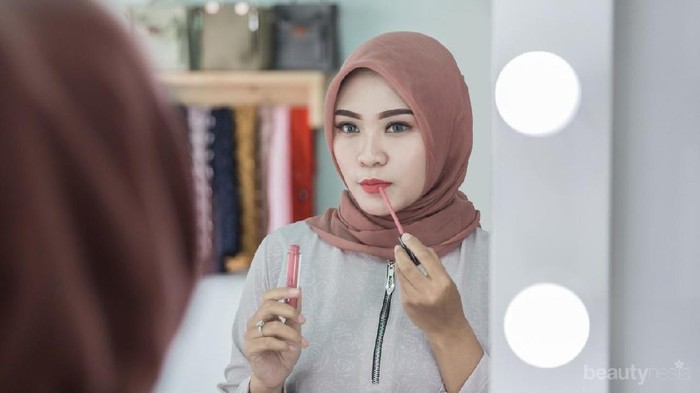 Ladies, Ini Dia Rekomendasi Lipstik Halal dan Murah untuk Kamu Para Hijabers
