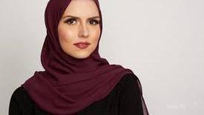 Gimana sih pendapat kalian kalo ngeliat cewek berhijab tapi baju dan