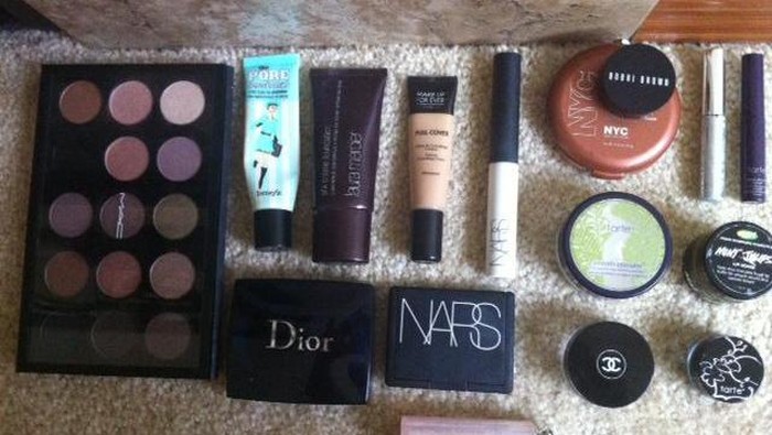 Inspirasi Flawless Natural Make Up untuk Sehari-hari