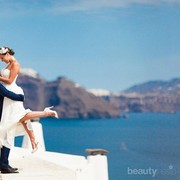Santorini, Destinasi Bulan Madu Paling Romantis Sedunia