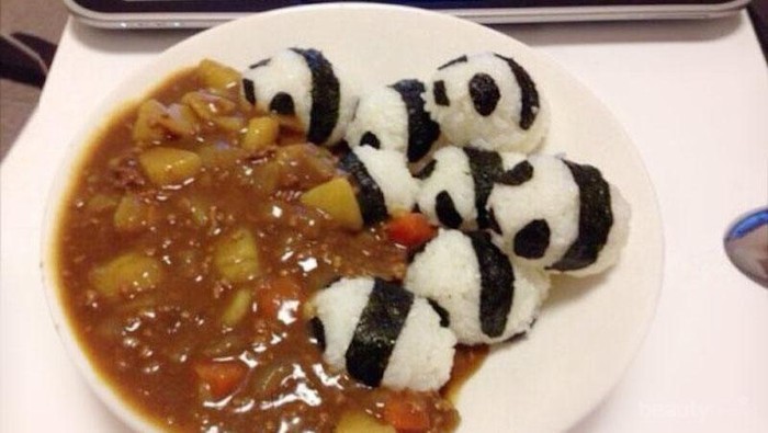 4 Kreasi Food Art Dengan Berbagai Karakter Tokoh