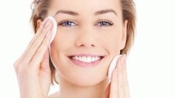 Cara Perbaiki Makeup yang Benar