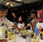 [EVENT] Olive Oil Bikin Gorengan Tak Berminyak Lezat dan Anti-Jerawatan