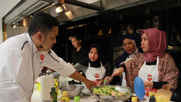 [EVENT] Olive Oil Bikin Gorengan Tak Berminyak Lezat dan Anti-Jerawatan