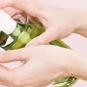 Memilih Makeup Remover Sesuai Kebutuhan