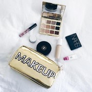 [FORUM] Produk makeup andalan yang nggak pernah ketinggalan dibawa apa?