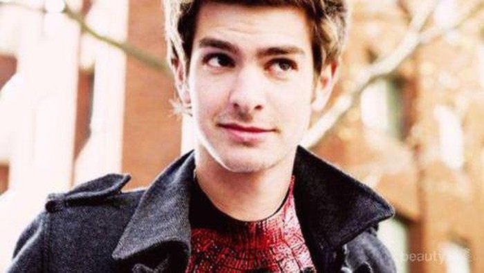 8 Aktor Tampan Pemeran Superhero Terpopuler