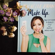 Your Life Guide To Beauty, Style, And Success Online And Off oleh Michelle Phan (Review)