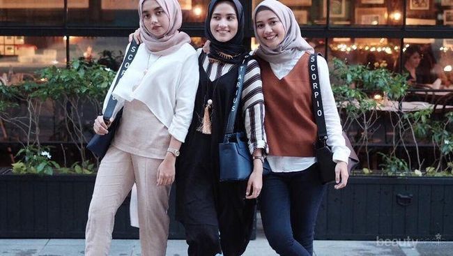 Inspirasi OOTD Hijab Fashion Kece dan Trendy untuk Kamu Berangkat Ke Kampus