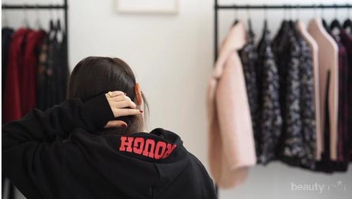 [FORUM] Kesel deh, Punya Rambut Panjang Bikin Pake Hoodie Jadi Gak Nyaman!