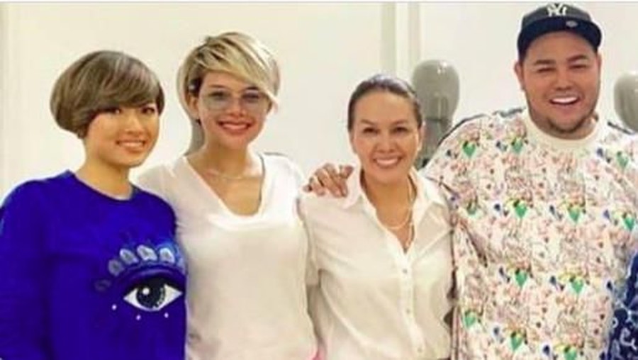 Curhat ke Nikita Mirzani Lima fakta kehidupan almarhum selebgram Cece Mylisa yang meninggal dunia di usia 29 tahun karena penyakit preleukimia.