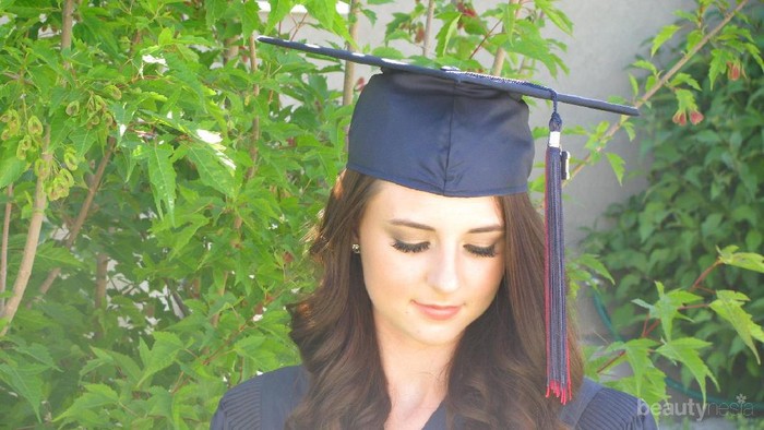 Tips Gaya Rambut Wanita Modern Saat Wisuda