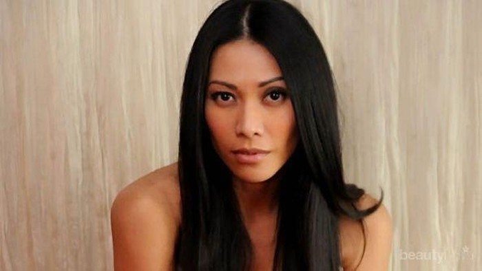 Rahasia Cantik ala Anggun C.Sasmi