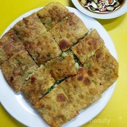 Cicipi Kelezatan Martabak HAR di Biak, Roxy
