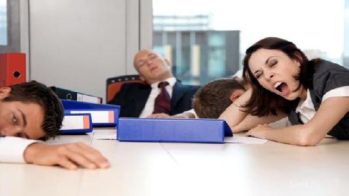 Tips Atasi Kantuk Di Siang Hari Saat Puasa